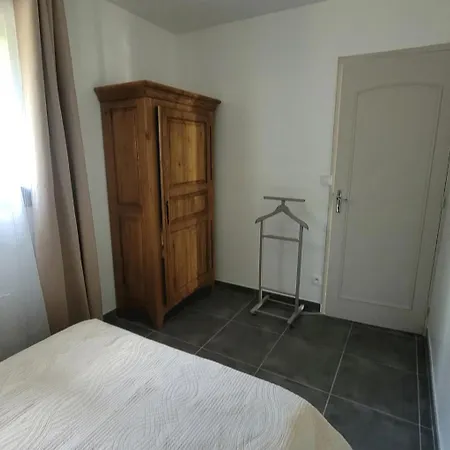Chalet L'etant Du Vers Luisant P *